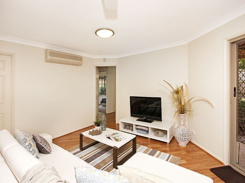 33 Renoir Crescent, Forest Lake QLD 4078