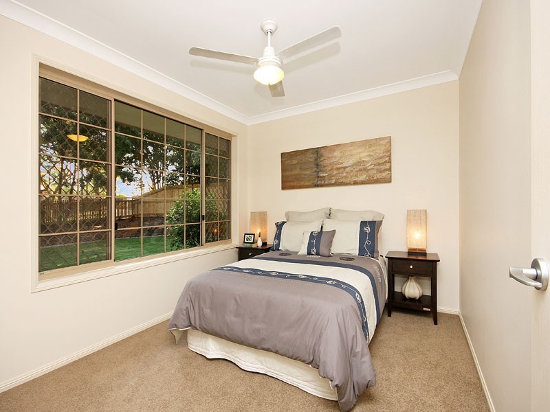 33 Renoir Crescent, Forest Lake QLD 4078