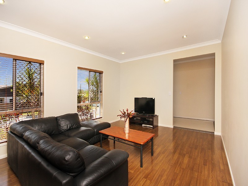 18 Perregreen Street, Doolandella QLD 4077