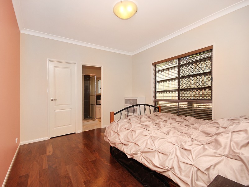 18 Perregreen Street, Doolandella QLD 4077