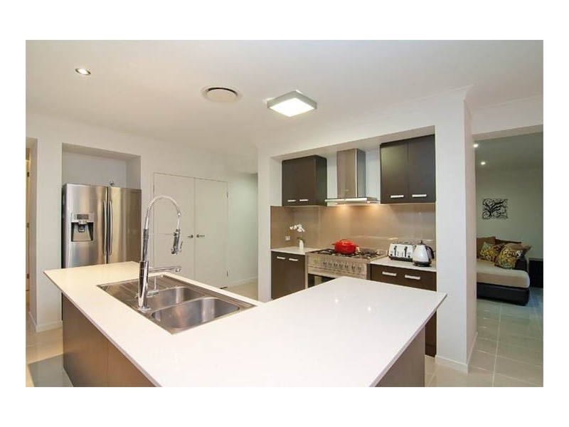 31 Casuarina Circuit, Heathwood QLD 4110