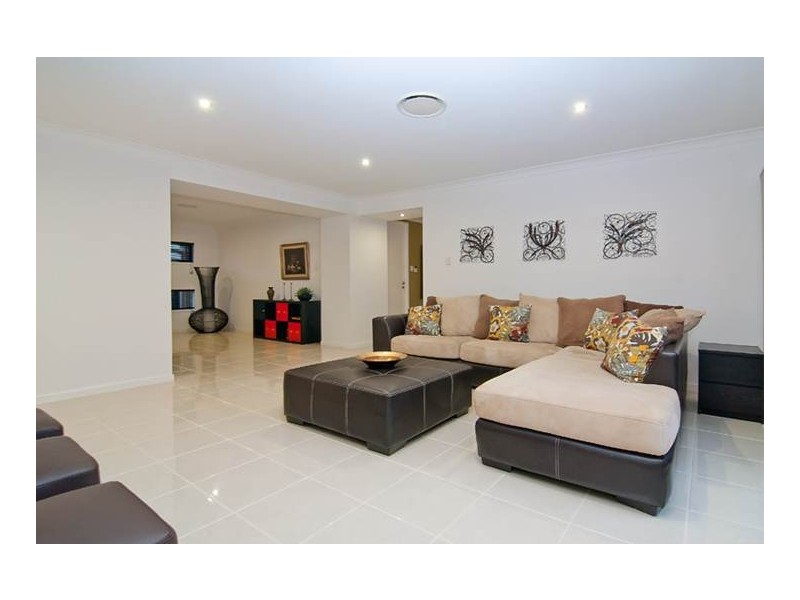 31 Casuarina Circuit, Heathwood QLD 4110