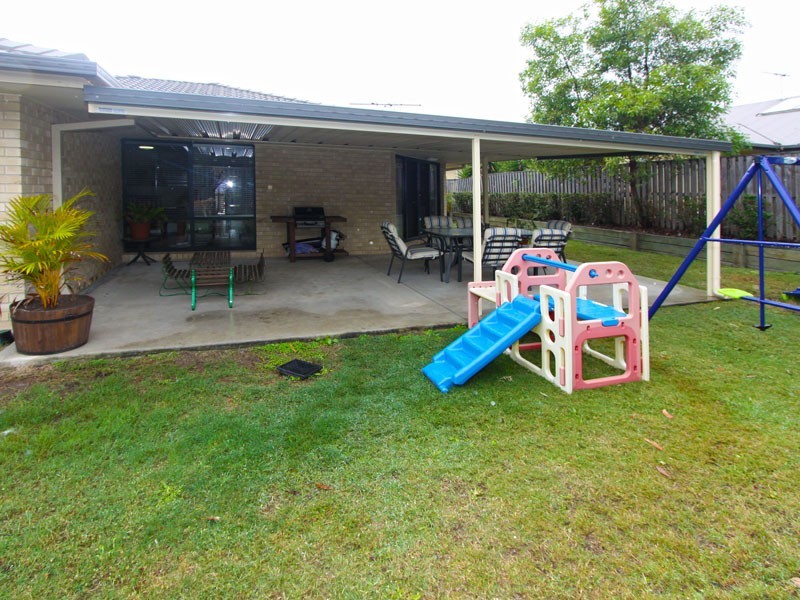 20 Cypress Road, Heathwood QLD 4110