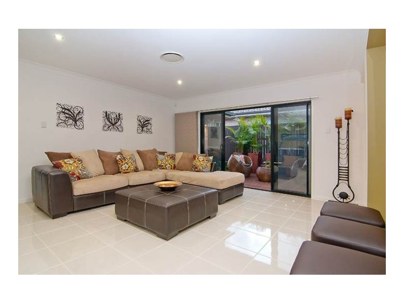 31 Casuarina Cct, Heathwood QLD 4110