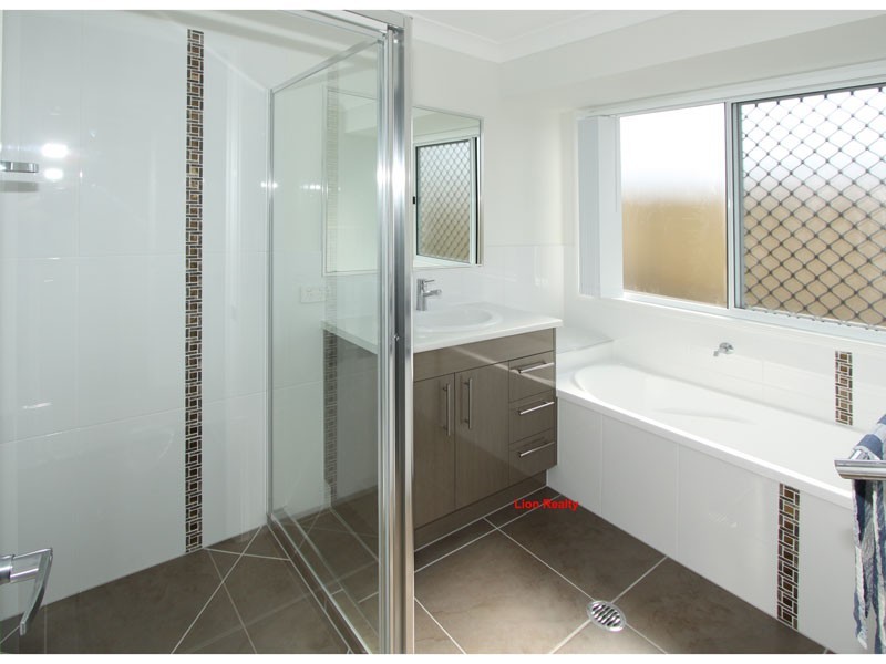 Doolandella QLD 4077