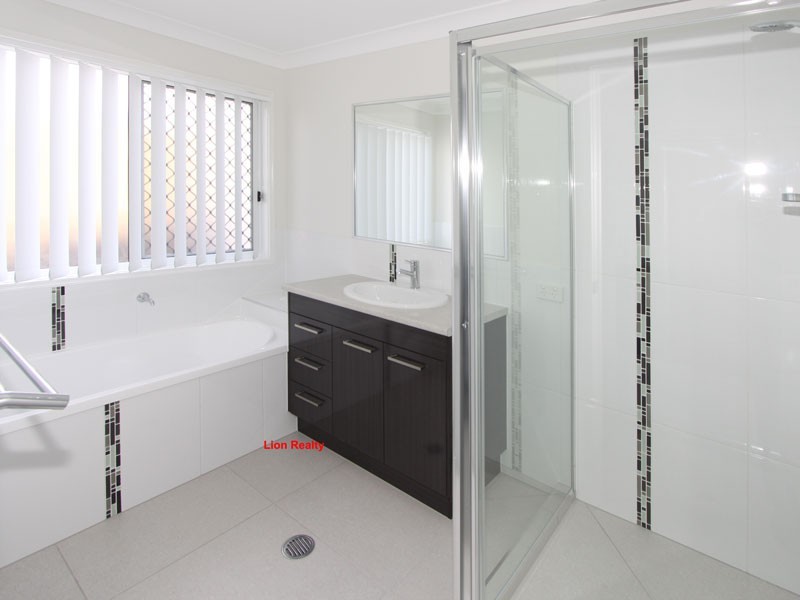 19 Sevenhill Place, Doolandella QLD 4077