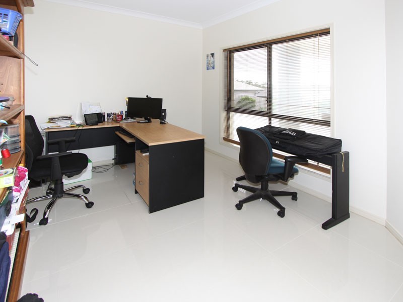 22 Colebrook Crescent, Doolandella QLD 4077