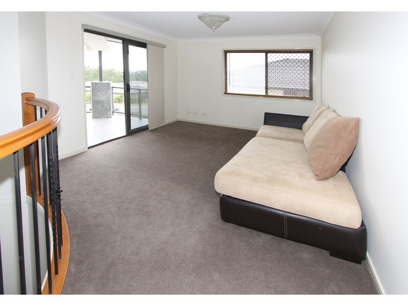 22 Colebrook Crescent, Doolandella QLD 4077