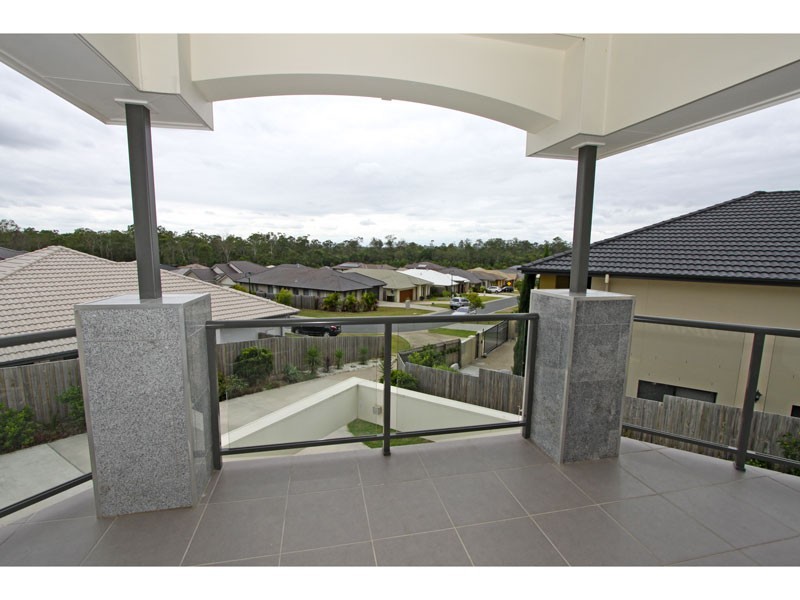 22 Colebrook Crescent, Doolandella QLD 4077
