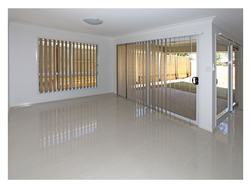 44 The Avenue, Heathwood QLD 4110