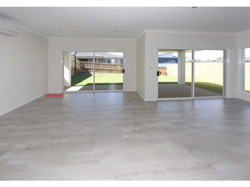 64 Bentley Street, Heathwood QLD 4110