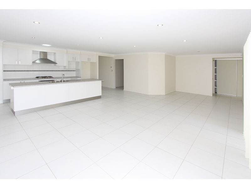 7 Anesbury Street, Doolandella QLD 4077