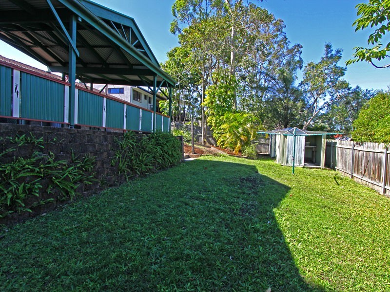 24 PALLINUP STREET, Riverhills QLD 4074
