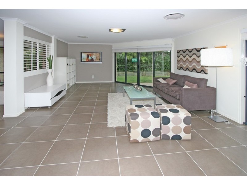 20 Cypress Street, Heathwood QLD 4110