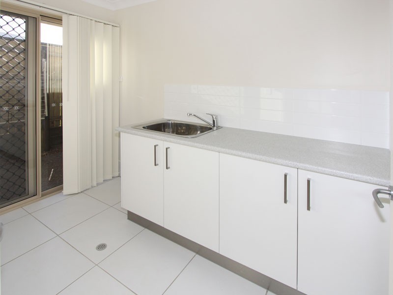 7 Anesbury Street, Doolandella QLD 4077