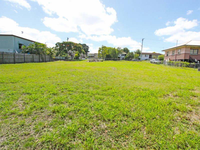 9 Pemberton Street, Booval QLD 4304