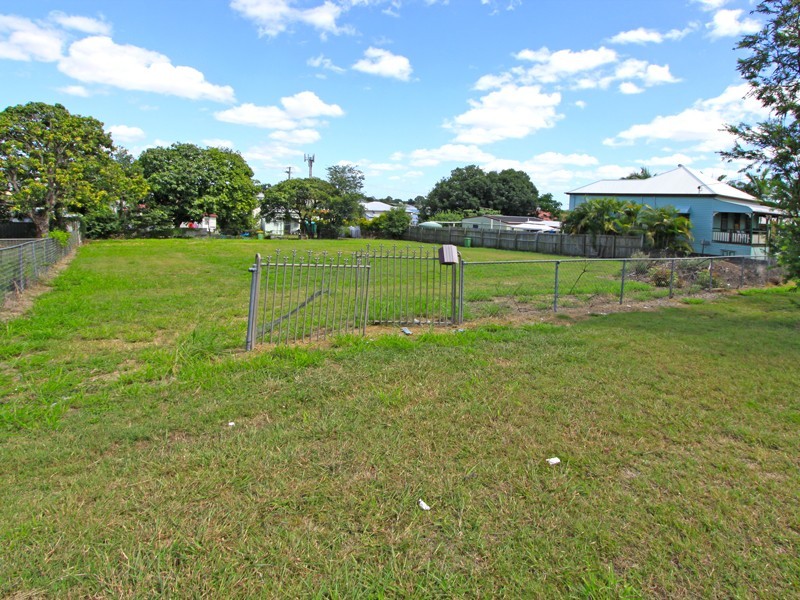 9 Pemberton Street, Booval QLD 4304