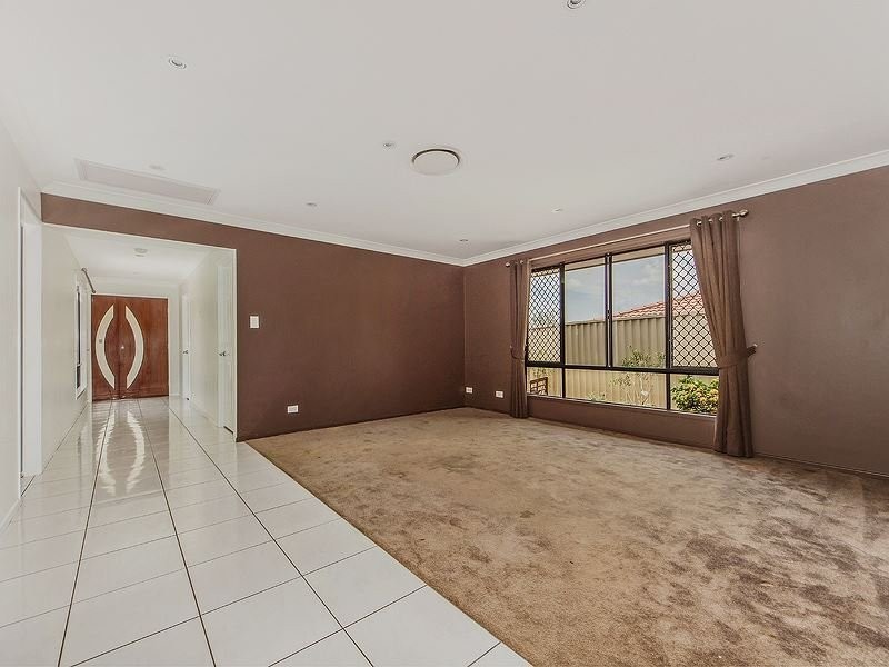 25 Clydesdale Place, Sumner QLD 4074