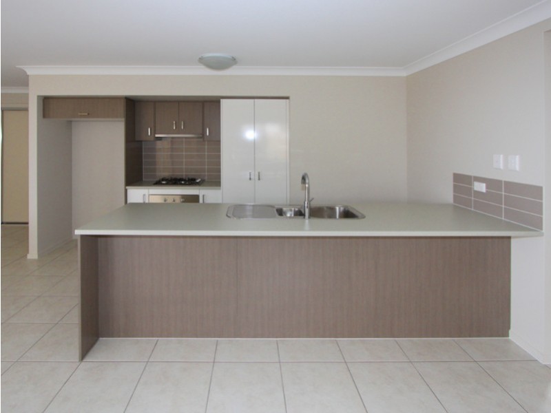 Durack QLD 4077
