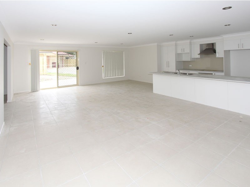 13 Emerson Close, Durack QLD 4077