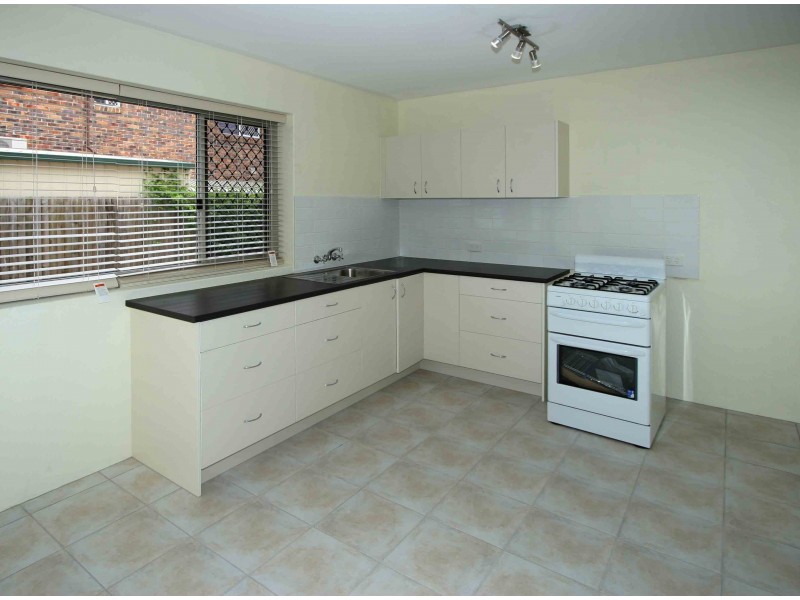 2/36 Skew Street, Sherwood QLD 4075