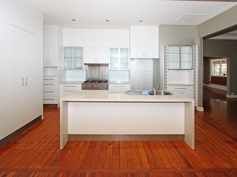 17 GOLDING STREET, Toowong QLD 4066