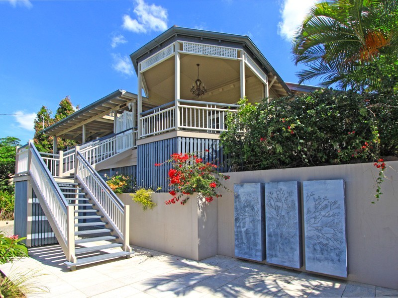 17 GOLDING STREET, Toowong QLD 4066