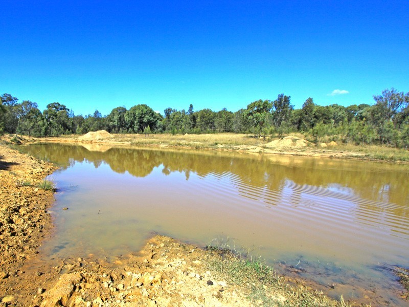 Leslie Dam QLD 4370