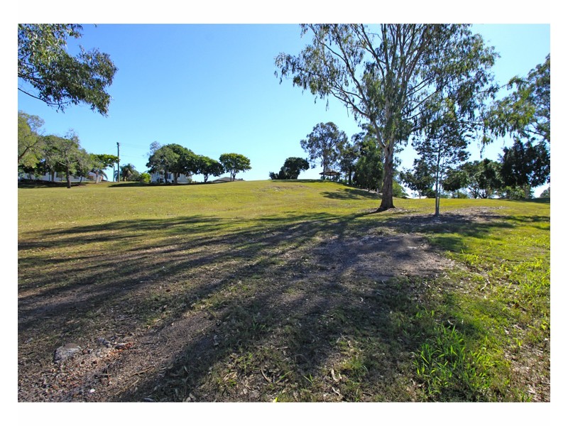 2 Johnstone Street, Sadliers Crossing QLD 4305