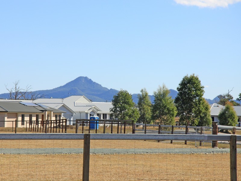 122 – 126 Brumby Drive, Woodhill QLD 4285