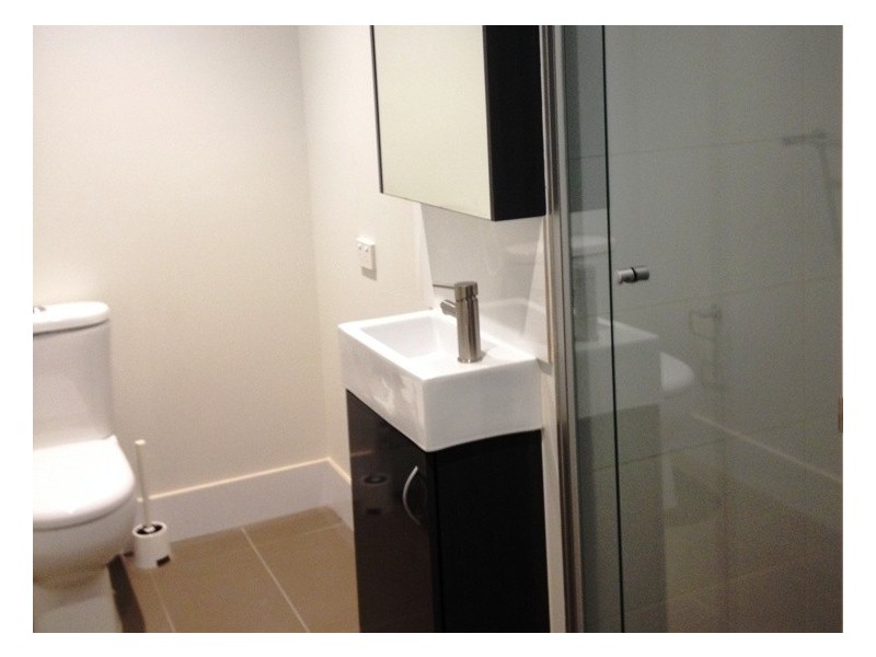 803/95 Berkeley St, Melbourne VIC 3000