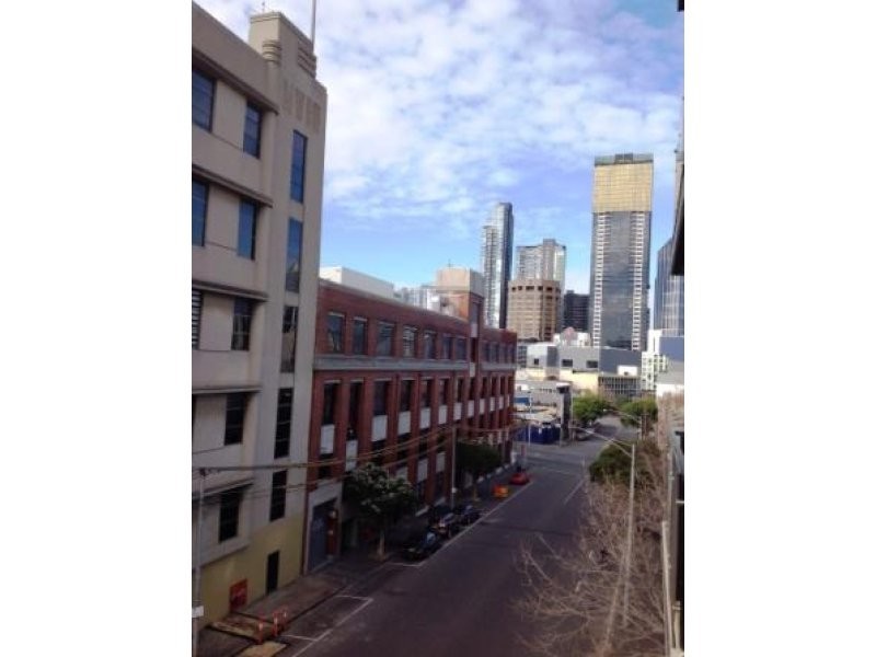 202/95 Berkeley Street, Melbourne VIC 3000