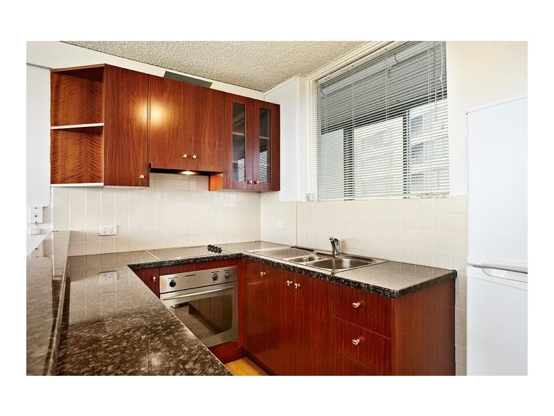 702/81 Queens Road, Melbourne VIC 3000