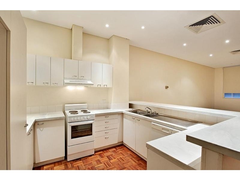 2/114 Hardware St, Melbourne VIC 3000