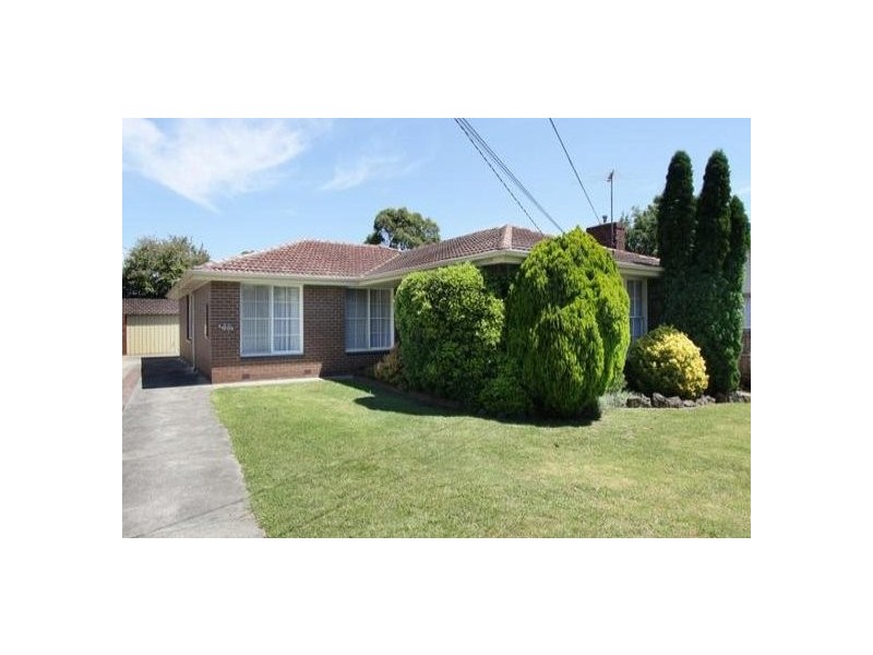 42 Risdon Drive, Notting Hill VIC 3168