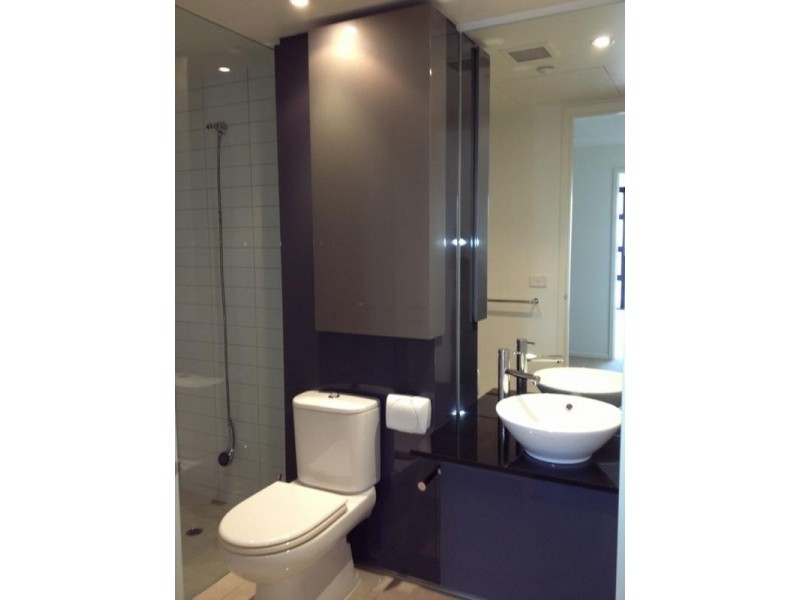 5707/7 Riverside Quay, Melbourne VIC 3000