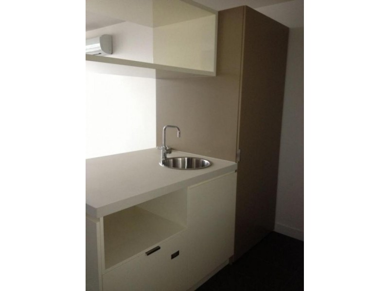 2806/33 Mackenzie Street, Melbourne VIC 3000