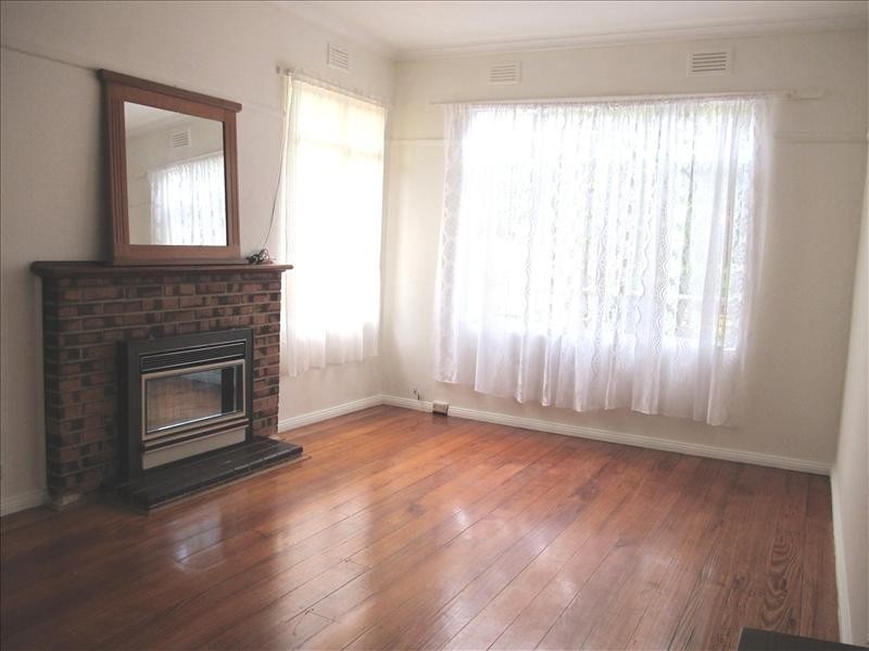 32 Kildare Street, Burwood VIC 3125