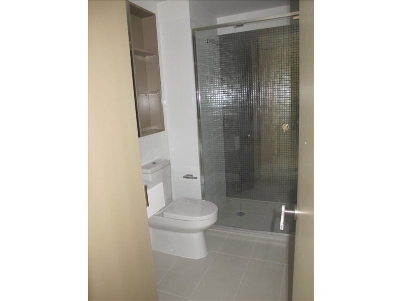 608/33 Mackenzie Street, Melbourne VIC 3000