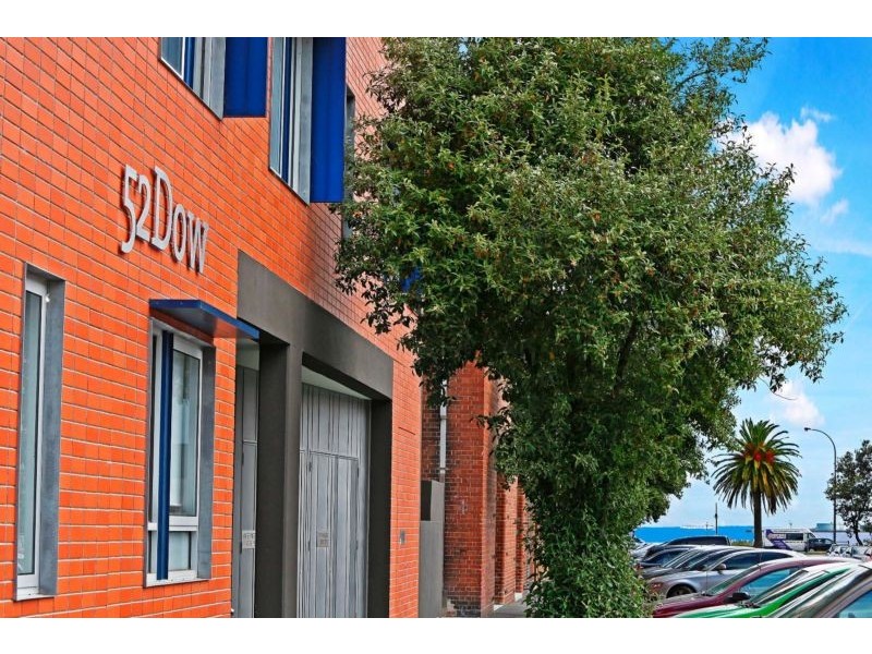 203/52 Dow St, Port Melbourne VIC 3207