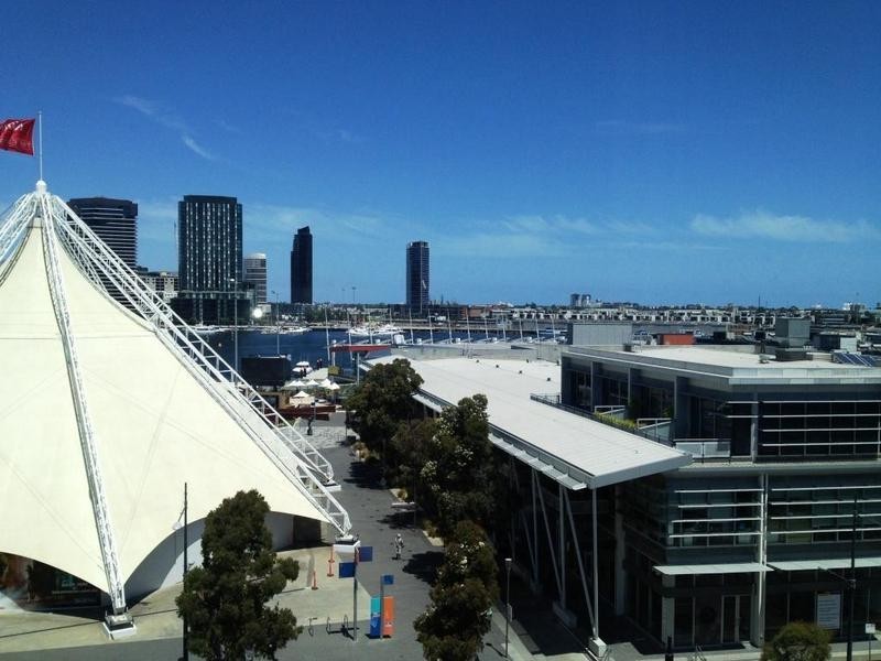 202/440 Docklands Drive, Docklands VIC 3008