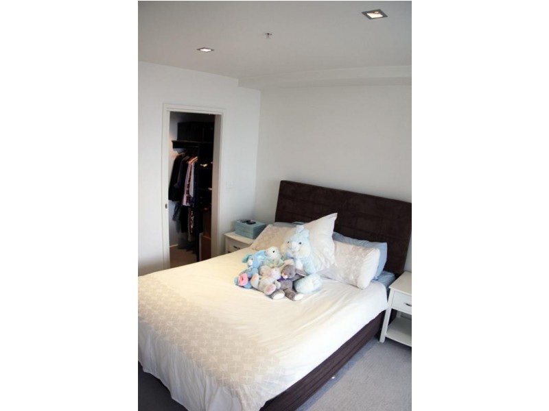 1805/68 La Trobe Street, Melbourne VIC 3000