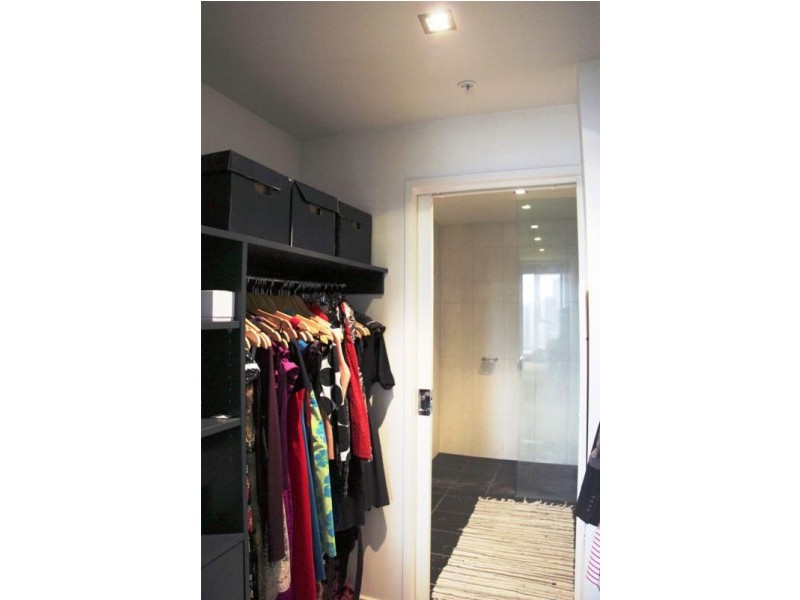 1805/68 La Trobe Street, Melbourne VIC 3000