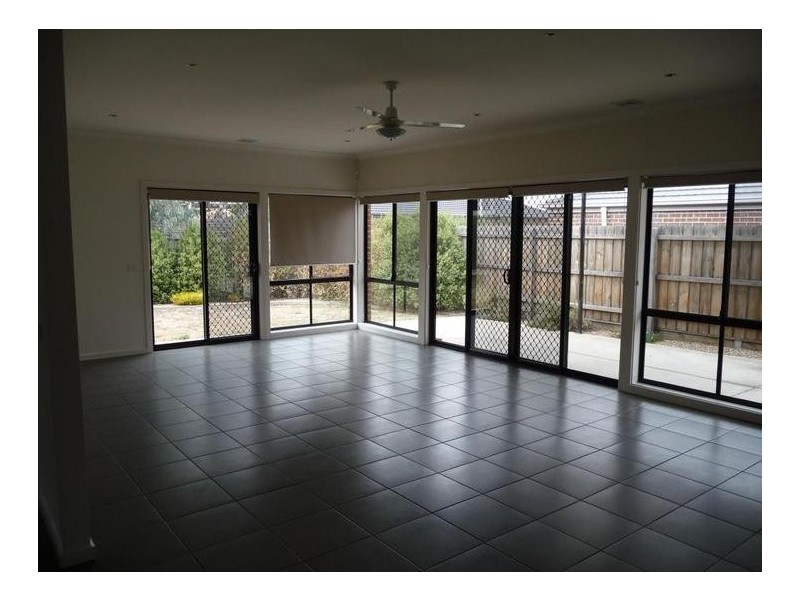 6 Nancarrow Street, Doreen VIC 3754