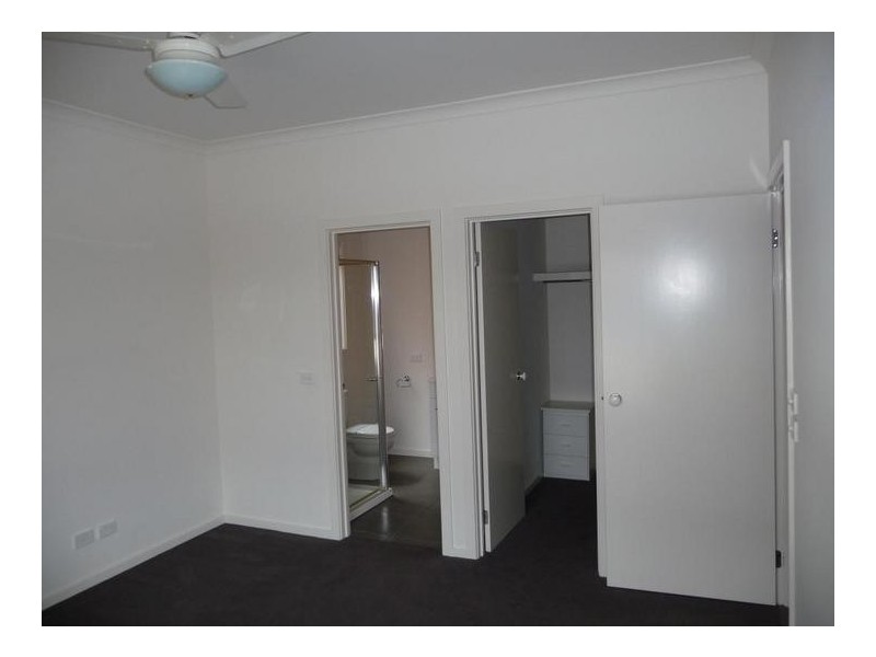 6 Nancarrow Street, Doreen VIC 3754