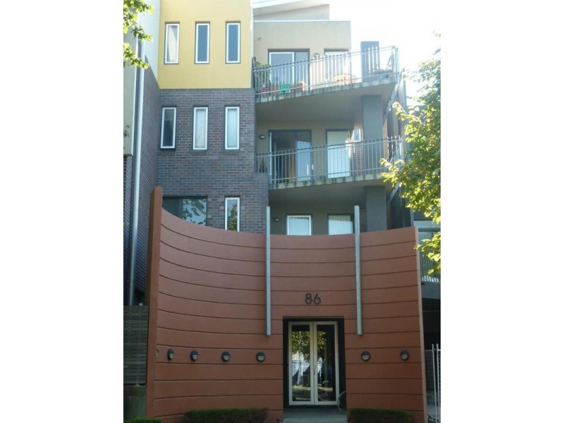 17/86 Queens Parade, Fitzroy North VIC 3068