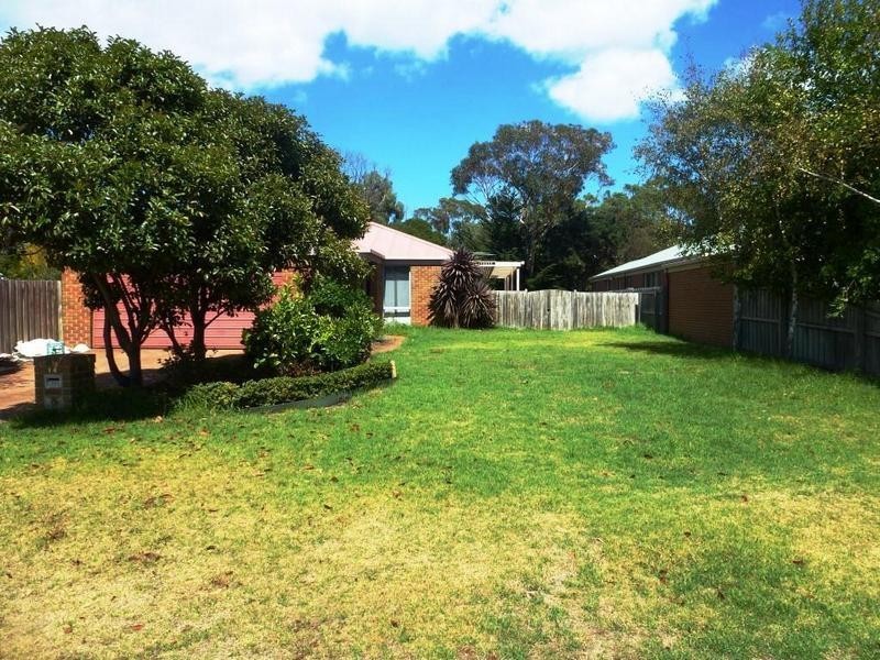 14 Edgewater Close, Queenscliff VIC 3225