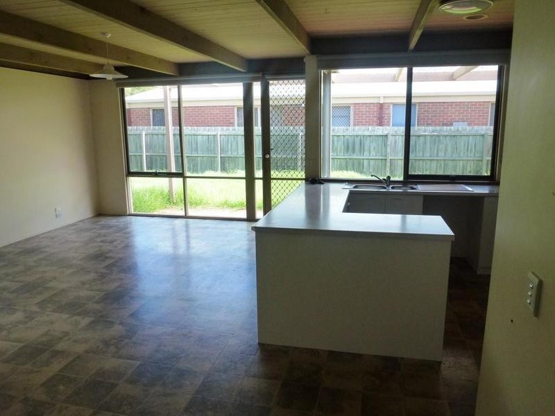 14 Edgewater Close, Queenscliff VIC 3225