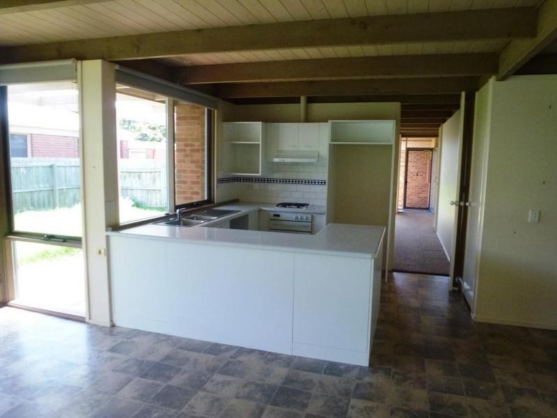 14 Edgewater Close, Queenscliff VIC 3225