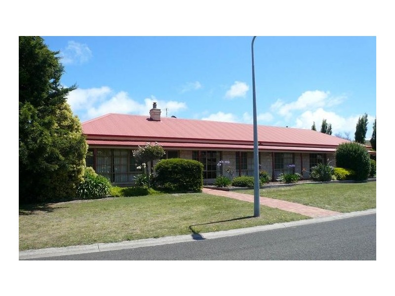 16 Peterho Boulevard, Point Lonsdale VIC 3225
